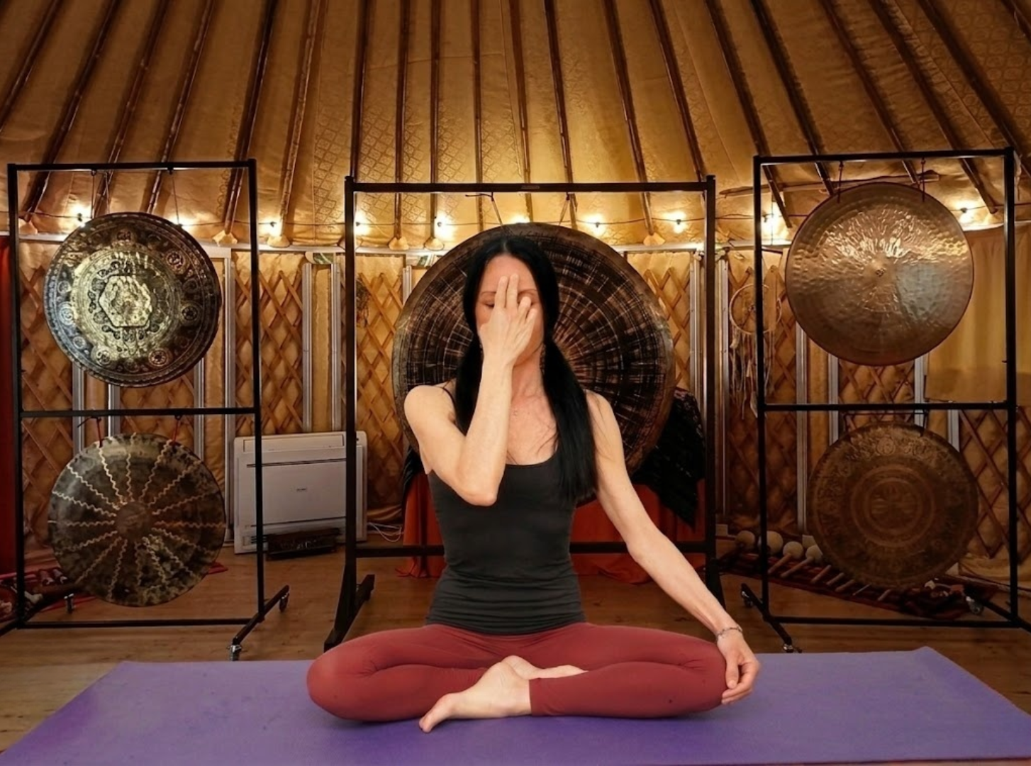 Yoga, Respiro e Bagno di Gong